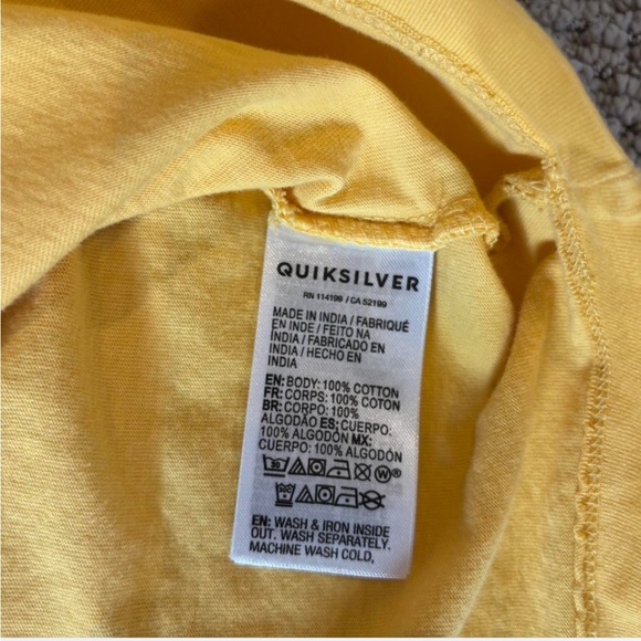 Quiksilver Yellow Crop Top with Graphic Design - Picture 5 of 5